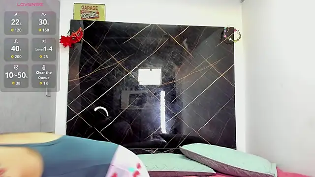 Ana-Spencer online show from April 1, 12:39 pm