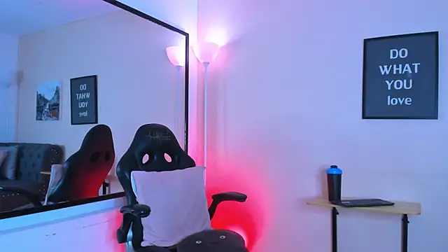 victoriazans online show from March 24, 10:53 am