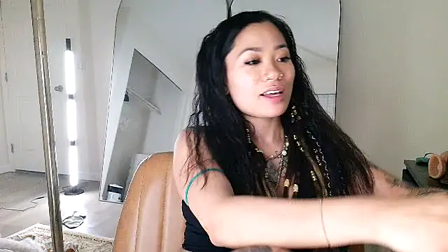 222goddess444you online show from March 31, 6:13 am