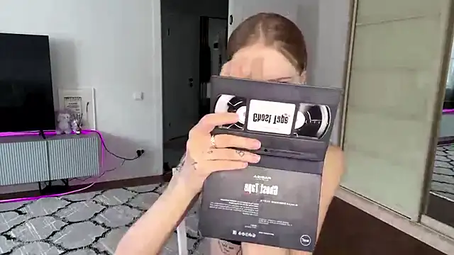 DannSago online show from February 3, 11:04 am