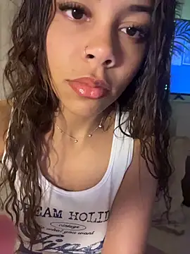 Petite Baddie online show from May 15, 6:16 am