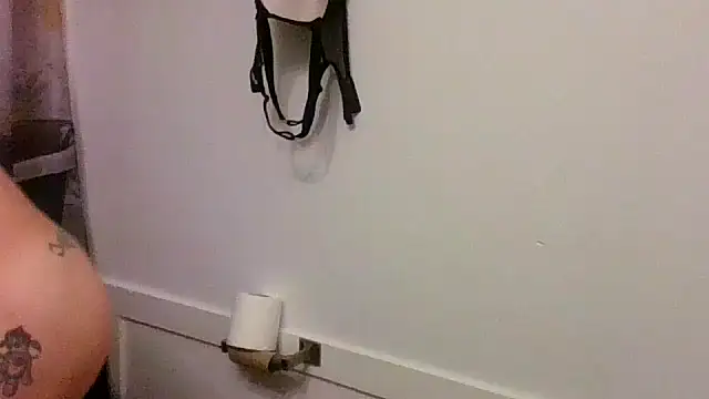 CrystalMaria8 online show from February 22, 1:12 pm