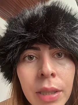 lilasun17 online show from April 19, 6:10 pm