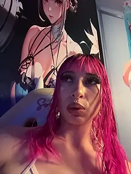 Maaddy LS online show from February 17, 7:35 pm