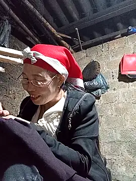 lena-cute online show from March 13, 1:45 pm