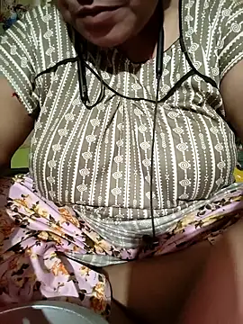 06Rozi online show from April 17, 9:22 am