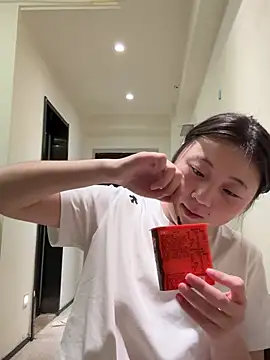 LXR77887 online show from March 30, 10:59 am