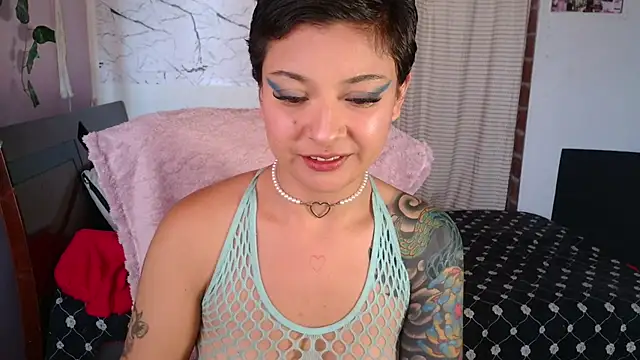 juaaanaaa online show from April 7, 3:03 pm