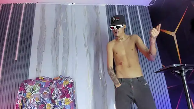 David Bigcock20 online show from February 25, 8:29 pm