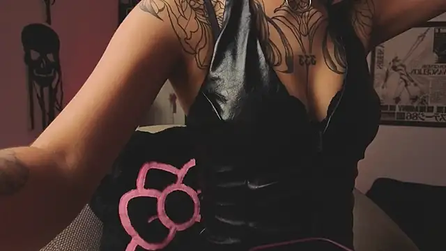 poison dafne online show from February 10, 12:46 am