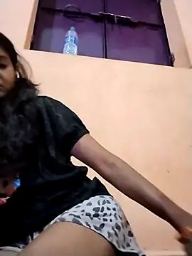 Ayesharani1 online show from February 17, 4:50 pm