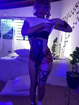 Capricornmystic1 online show from April 3, 9:35 pm