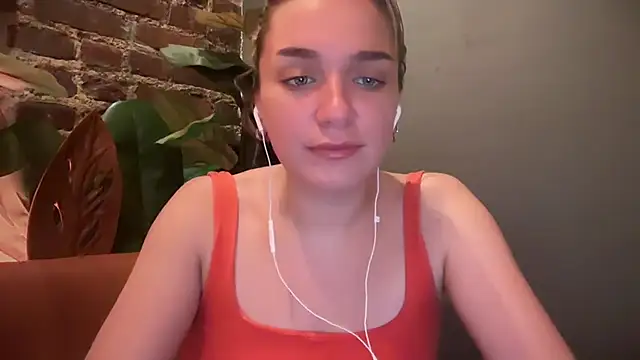 sammygirlll online show from July 6, 2:28 am