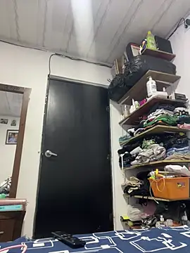 Emma Sanz   online show from March 19, 12:31 pm