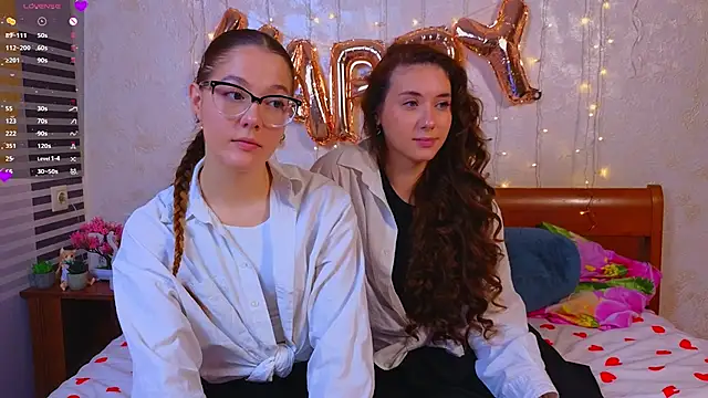 MelanieTwice online show from February 17, 11:42 am