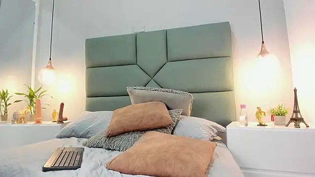 Fany Lopez online show from March 14, 8:32 pm