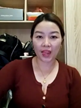 Jennie dogy online show from May 12, 1:14 am