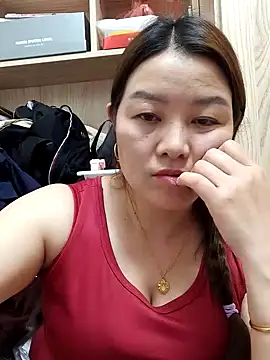Jennie dogy online show from May 11, 3:18 pm