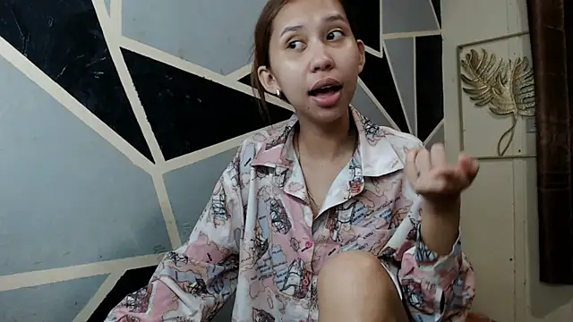 Charming lexi online show from April 9, 2:22 pm