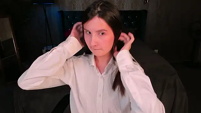 avrora shy  online show from February 10, 5:27 pm