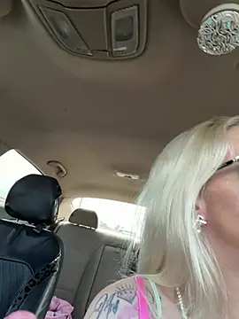 PrincessCutz1 online show from February 19, 8:18 pm