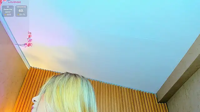 kattybrawn1 online show from February 16, 4:23 am