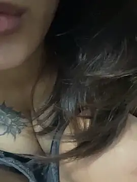 -Nuna- online show from April 11, 5:27 pm