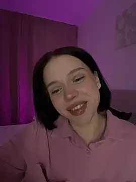  luna fox  online show from February 12, 3:47 pm