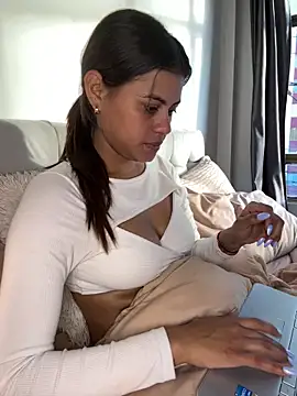 RachelWeisz  online show from February 27, 11:54 am