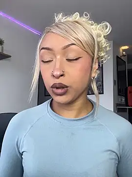  AbbyIce online show from March 18, 8:36 pm