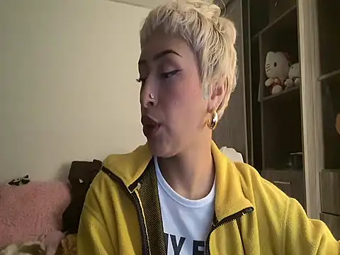  AbbyIce online show from April 28, 12:30 am