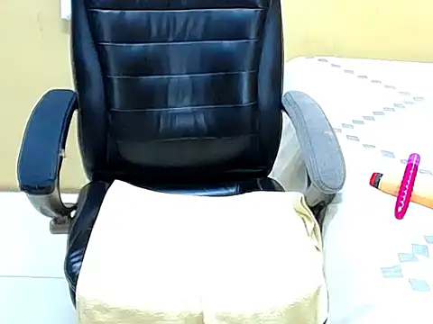 BubblyIvyxxx online show from February 20, 6:37 am