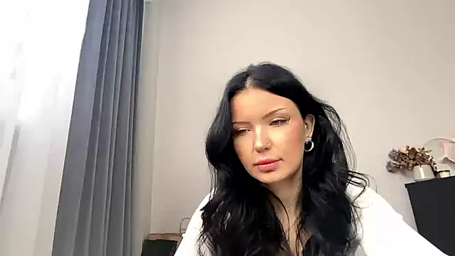 JoanGold online show from February 11, 8:05 am