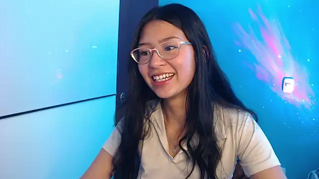 dani tf online show from April 11, 9:51 pm