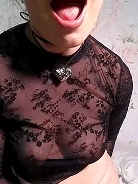 AriBeautiful online show from July 22, 4:13 am