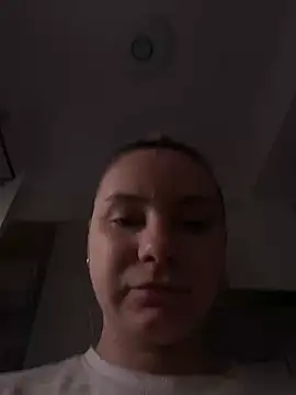 AlessiaandJay online show from May 18, 8:20 am