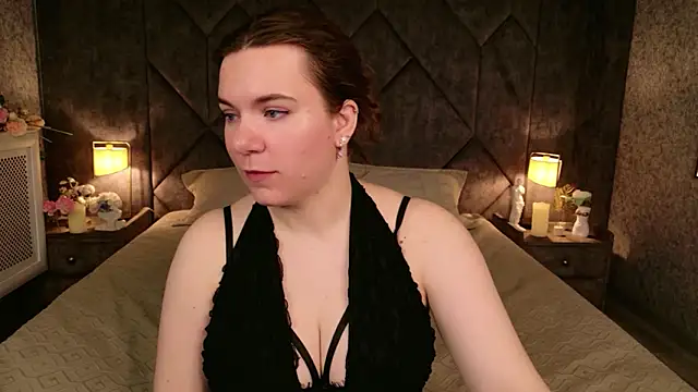 Teona Owenss online show from April 1, 5:52 am