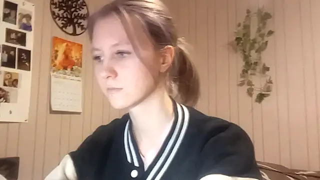 RunawayBr1de online show from March 2, 3:19 pm