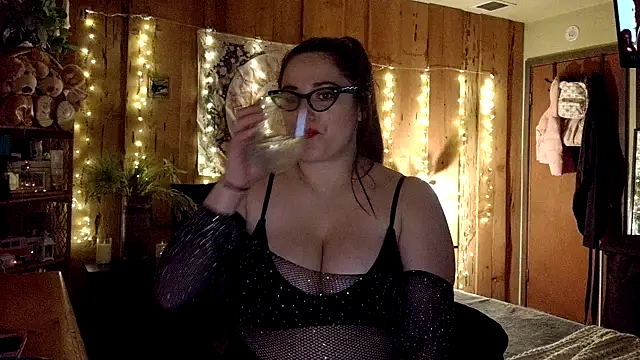 VelvetBrunetteXo online show from February 24, 10:14 am