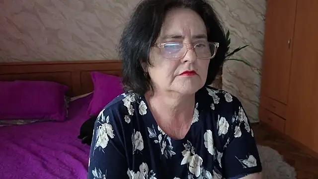 xMaryxAnne online show from June 6, 3:51 pm