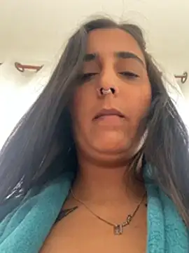 Nayhh online show from July 10, 5:24 pm