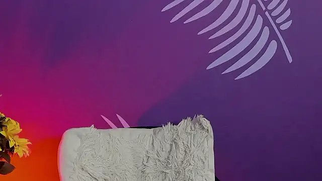 Violette Blake  online show from February 17, 1:54 pm