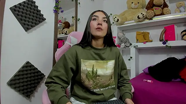 Mayli rose online show from February 25, 8:07 pm