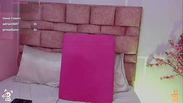 CurvaDorada noa online show from March 8, 2:04 am