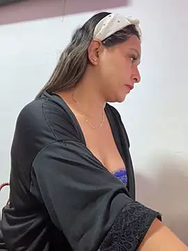 alana  070 online show from February 12, 12:40 pm