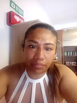 eva vidal  online show from May 26, 5:12 pm