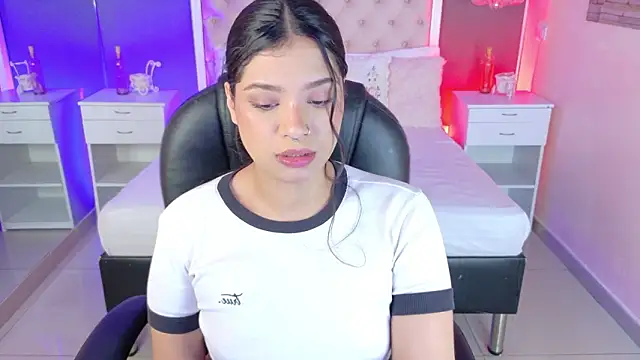 Hana Stone online show from March 17, 2:43 pm