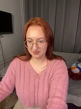 SpicyFox  online show from July 8, 3:25 pm