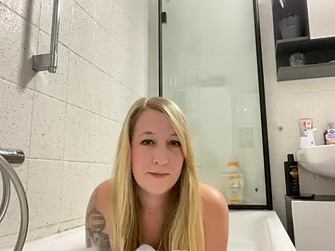 Ninimaus online show from February 16, 7:14 pm