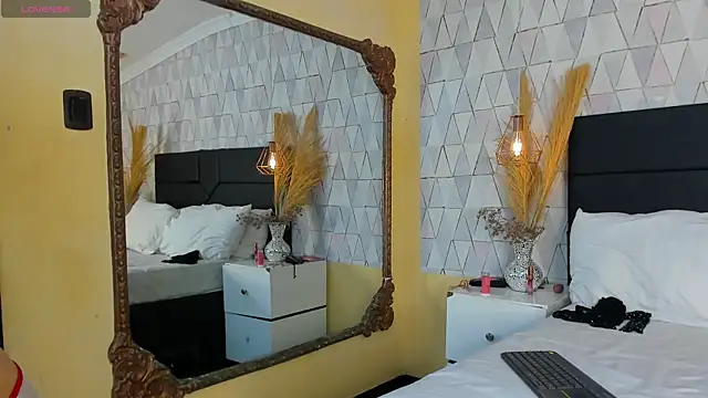 CloheBell online show from March 25, 8:56 pm